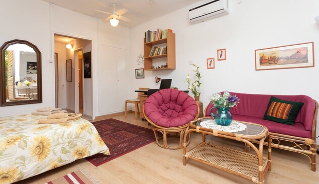 Centrally located ,detached house