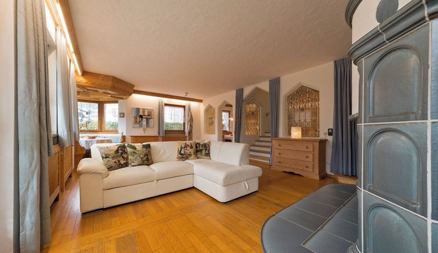 Chalet Villa "Lercher" with Mountain View, Garden, Terrace & Wi-Fi in Innichen
