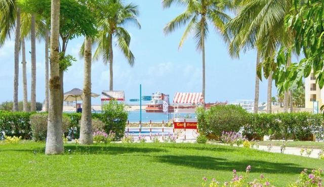 Charming 2-Bedroom Marina Getaway