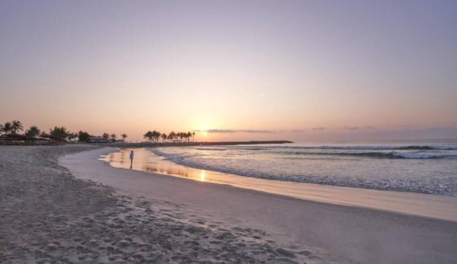Charming luxury 4-bedroom villa in the heart of 5 Star Hawana resort