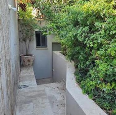 Charming modern country unit for rent