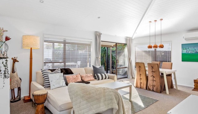 Charming Three Kings Home| by Furnished Rentals in Auckland