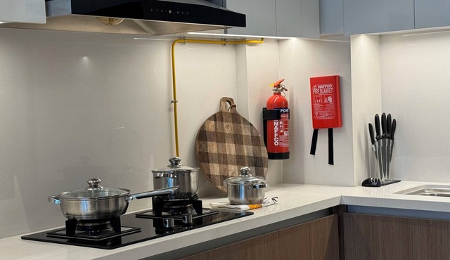 Chic 1-bedroom with WiFi and fitness room in lovely West Furjan Dubai community