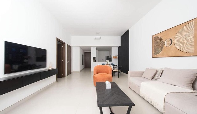 Chic 1BR with Balcony & Pool Access