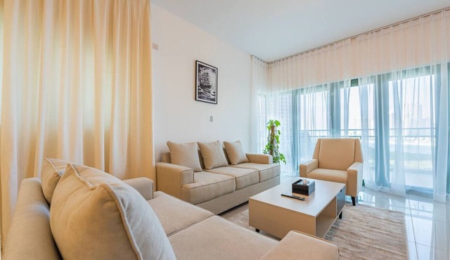 Chic 2BR Escape Near the Beach