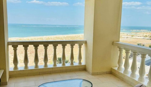 Chic Studio with sea view