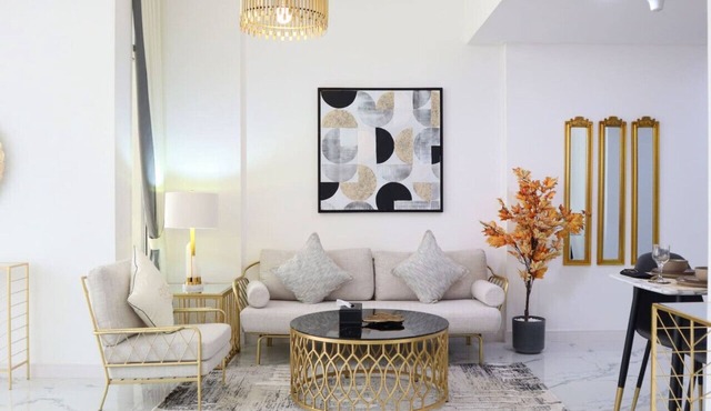 City Nest - 2BR apartment.