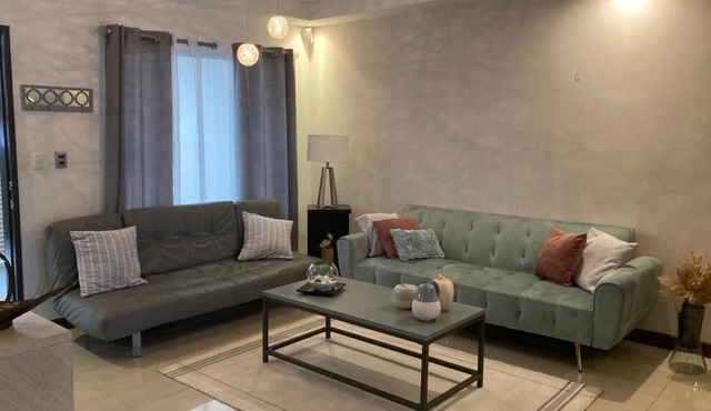 ¡comodidad y Modernidad en Increíble Apartamento en la Primera Planta!