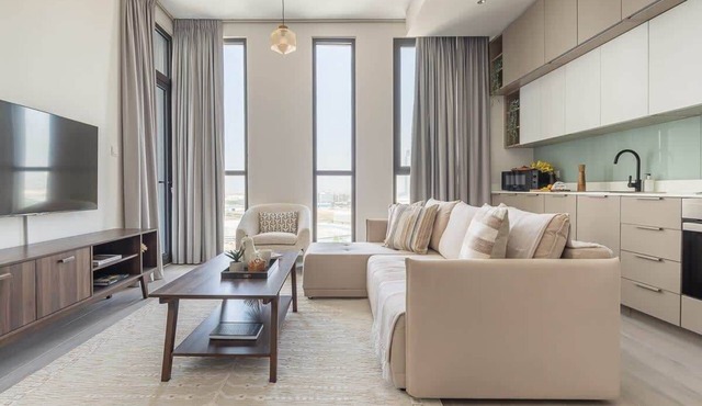 Contemporary 1BR in Dubai Production City!