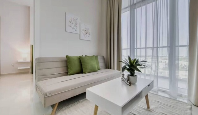 Cosy 1 Bedroom Apartment in Golf Vita, Damac Hills