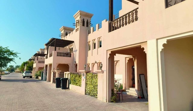 Cosy Home walking distance to the mall, cinema, bars and much more