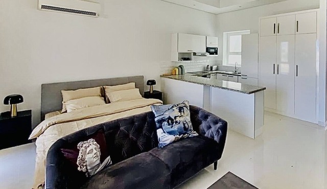 Cosy studio with a lagoon view in Hawana resort
