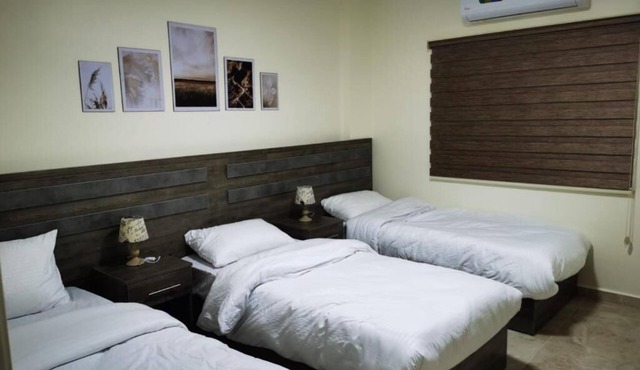 Cozy 1-bedroom apartment in amazing Petra with WiFi, AC