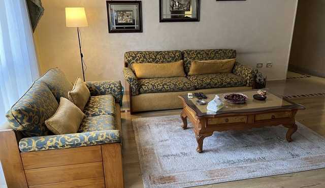 Cozy 2-bedroom apartment in Maadi in charming Cairo Governorate with AC, WiFi in Cairo Governorate