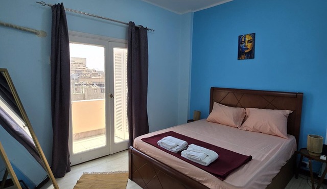 Cozy 2-bedroom apartment in charming Cairo with AC, WiFi in Cairo Governorate