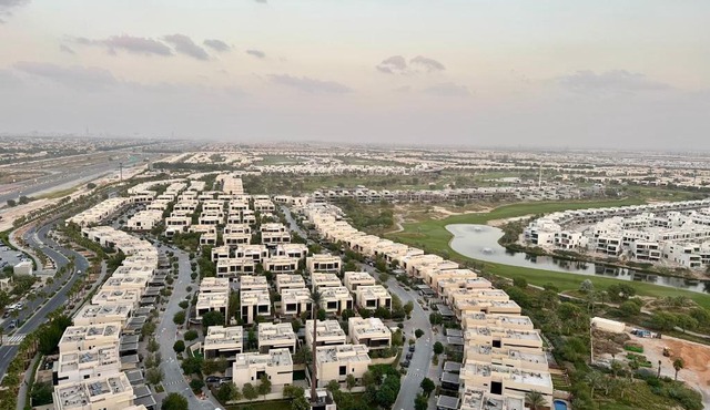 Cozy Golf & Lake View 1BR Apartment,Damac Hills 1