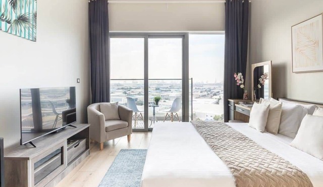 Cozy Studio Apartment near the metro!