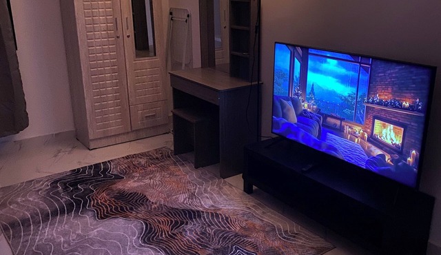 Cozy studio in charming Abu Dhabi with WiFi, AC