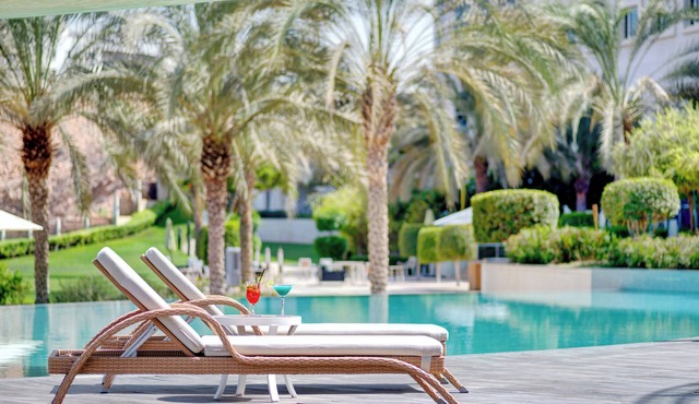 Crowne Plaza Muscat OCEC by IHG