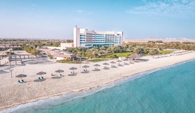 Danat Jebel Dhanna Resort