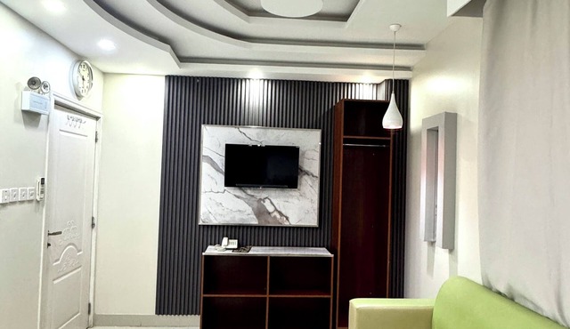 Dancenter Muscat Holiday Luxury Stay