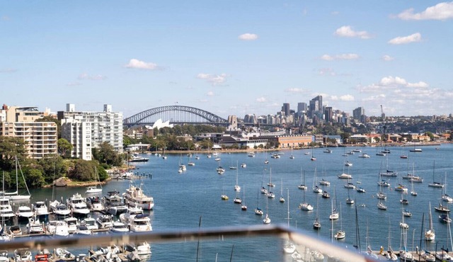 Darling Point Apartment with Harbour Bridge Views in Darling Point