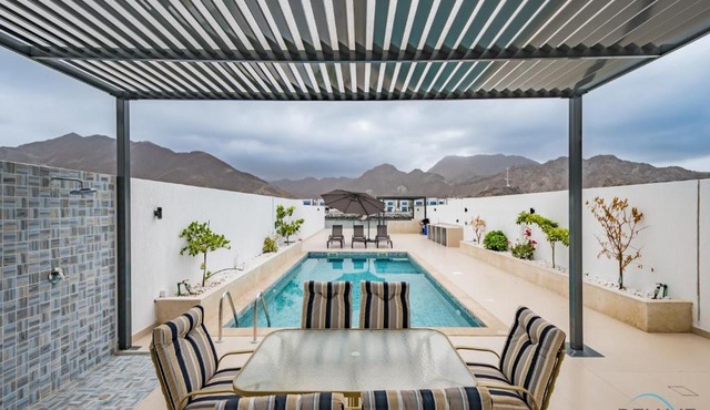 Deal of the Week 4BR with Pool, Sea & Mountain Views by Deluxe Holiday Homes