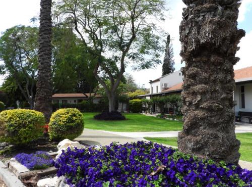 Degania Bet Kibbutz Country Lodging