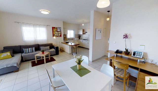 Deluxe 2 bedrooms with sun balcony - Haprachim St