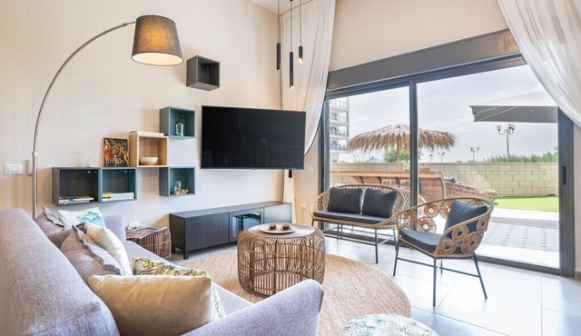 Deluxe Achziv Beach Apartment in Nahariya