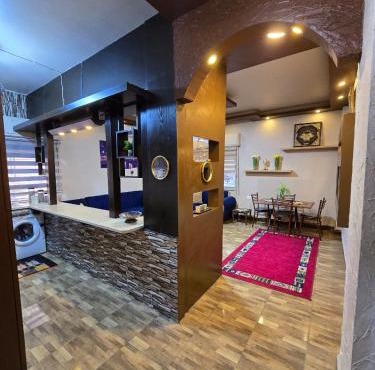 Deluxe Furnished Studio Jubaiha