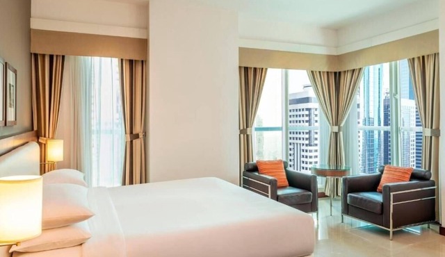 Deluxe Room Near Al Maha Regency Hotel Sharjah
