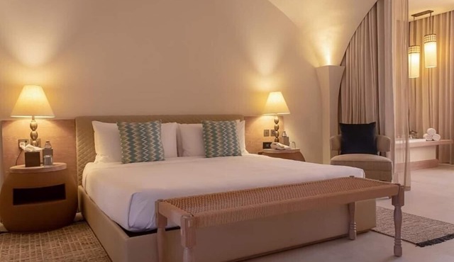 Deluxe Room Near Soul Society by Luxury Bookings