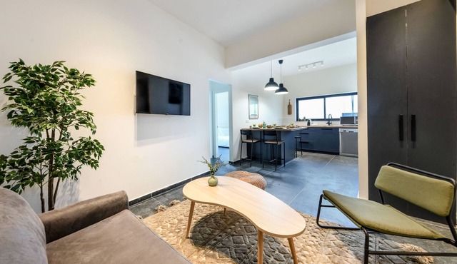 Designed 3 Bedroom Apartment in Frenkel