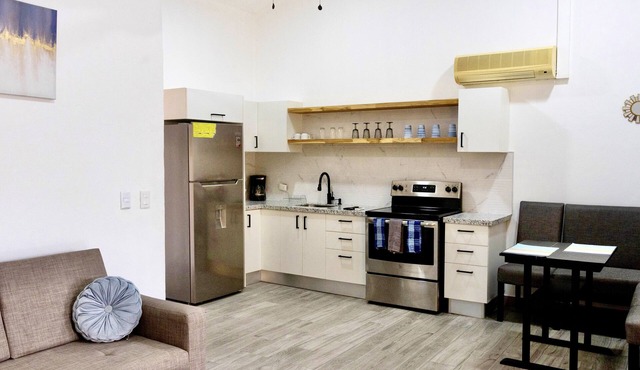 Discounted - Hermosa Paradise Mins from beach