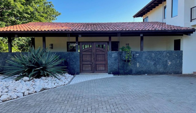Dream Villa 4 bedrooms in Hacienda Pinilla Reserva de Golf
