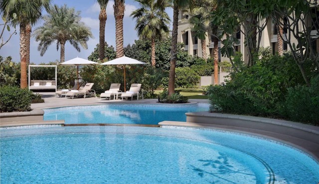 Dubai Outdoor Escape w/Relaxing Spa | Versace Comfort Near Parks & Tours