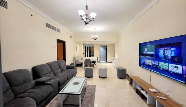 Duplex Spacious 4-bedroom sunset sea views apartment with swimming pool.