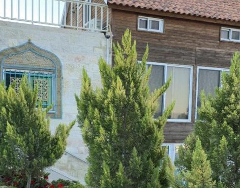 East West Farm studio استوديو مزرعة شرق غرب in Jerash