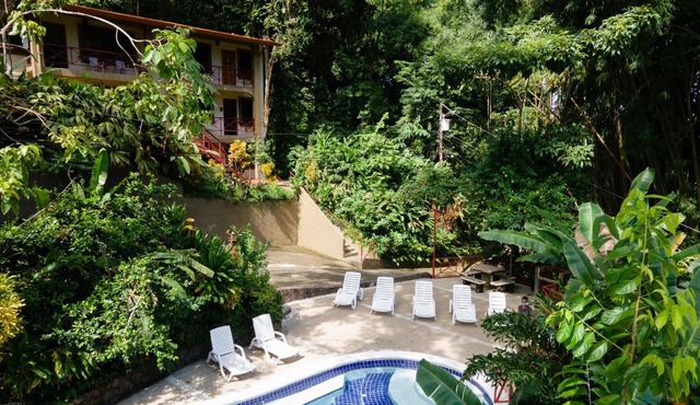 EcoCondo #5 in Secured Community Paradise w/pool in Quepos