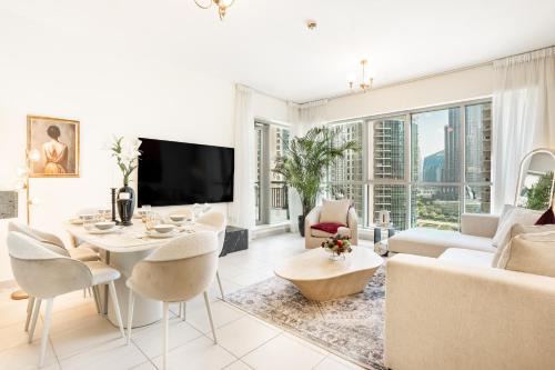 EDEN'S Homes & Villas - BLVD Central