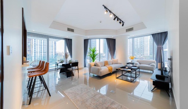 EDEN'S Homes & Villas - Opera Grand