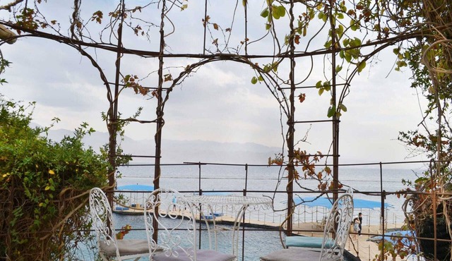 Ein Bokek Rose - Three Bedroom Apartment, Sleeps 6