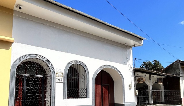 El Callejon Guest House