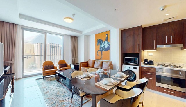 Elegant 1 Bed l Magnificent Burj Khalifa Views