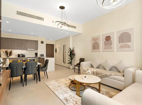 Elegant 1BR I Near Burj Khalifa & Fountain I Dubai Mall