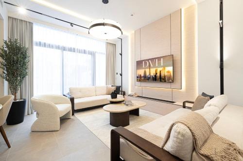 Elegant 4BR Villa, Gated Resort Amenities, Ranches 3, Ruba and Bliss