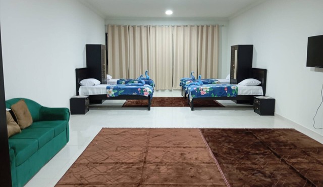 Eleganza House 00