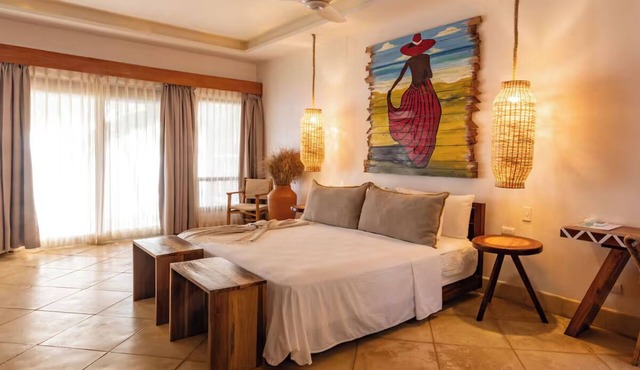 Enjoy Paradise Beach at Charming Tropical Villa in Little Corn Island, Pool