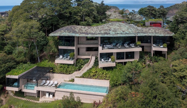 Epic Oceanfront Estate ~ Private Pool, Resort Access, Luxe Amenities &Concierge!